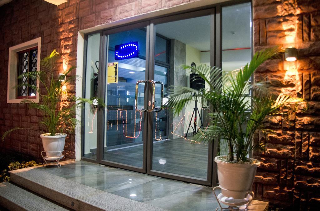 Hotel Rosebud Abuja Ngoại thất bức ảnh