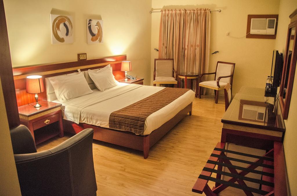 Hotel Rosebud Abuja Ngoại thất bức ảnh