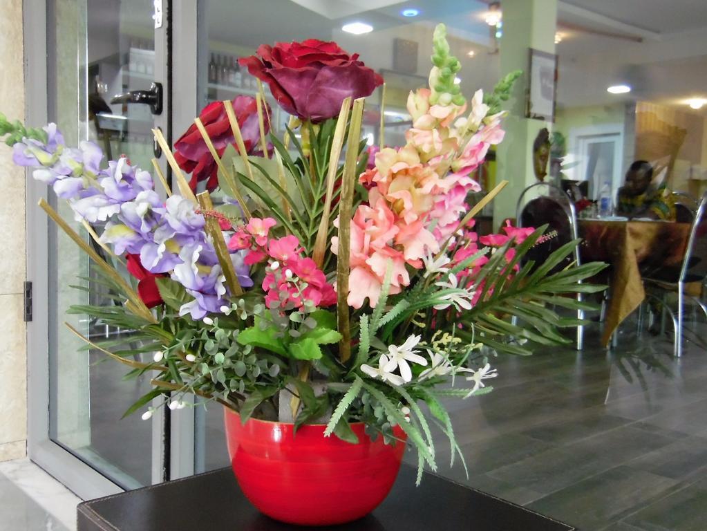 Hotel Rosebud Abuja Ngoại thất bức ảnh