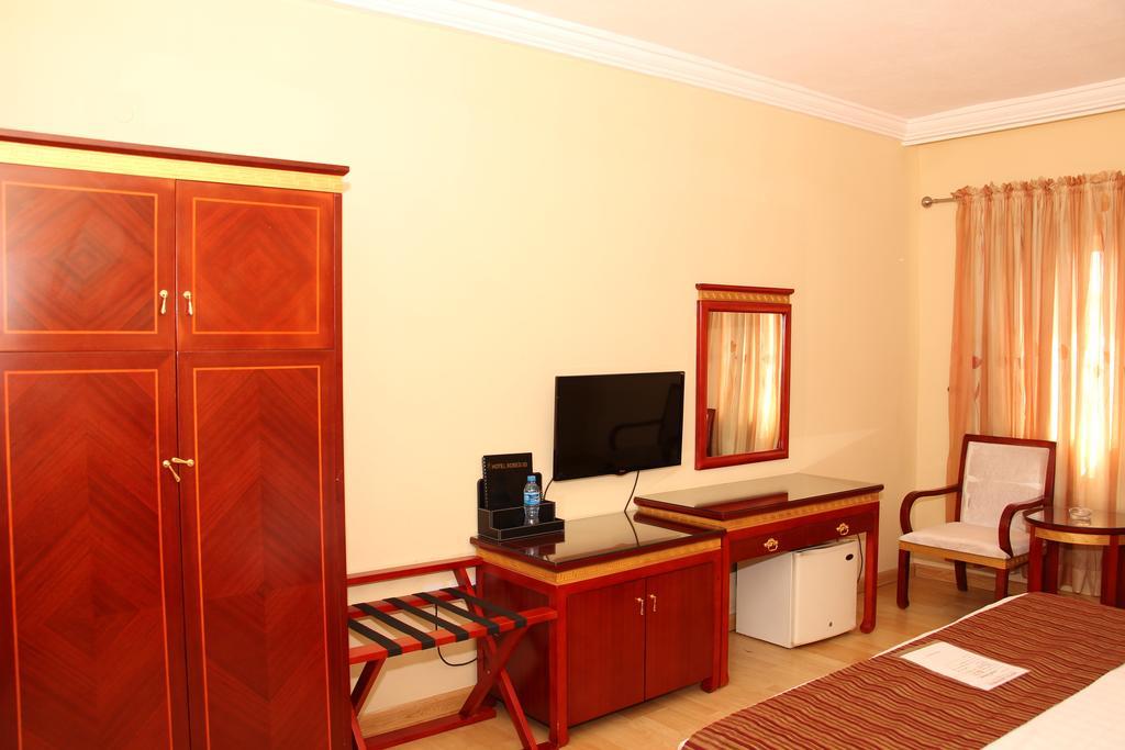 Hotel Rosebud Abuja Ngoại thất bức ảnh