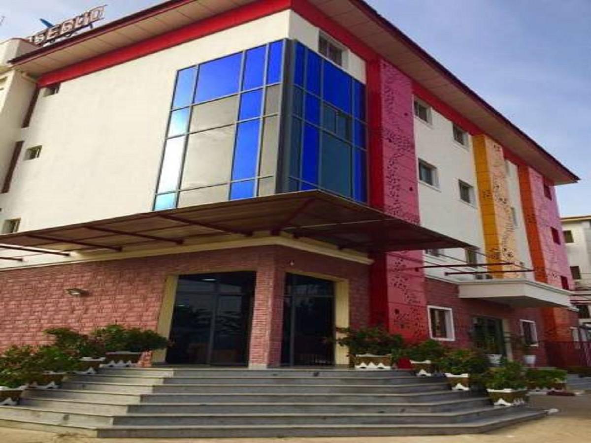 Hotel Rosebud Abuja Ngoại thất bức ảnh